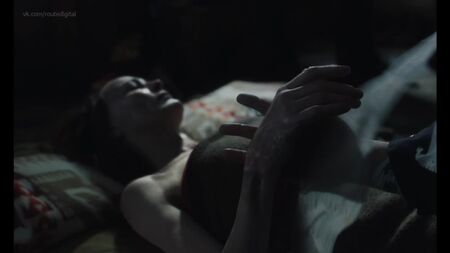 罗宾·怀特裸戏 - 《Land》（2021）高清1080p在线观看 / 罗宾·怀特 - 《Earth》