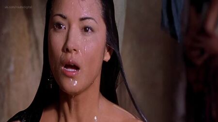 胡凯莉裸戏 – 《蝎子王》（2002）高清720p在线观看 / 胡凯莉 – 《蝎子王》