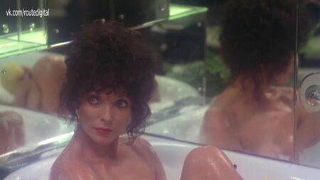 琼·柯林斯裸戏 - 《贱人》（英国 1979）1080p 在线观看
