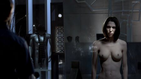 克里斯蒂·卡尔森·罗曼诺 裸体 - 《镜子2》（2010）1080p 在线观看 / 克里斯蒂·卡尔森·罗曼诺 - 《镜子2》