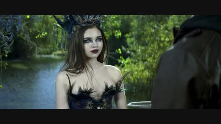 印度·艾斯利 - 《睡美人的诅咒》 / India Eisley - The Curse of Sleeping Beauty (2015)