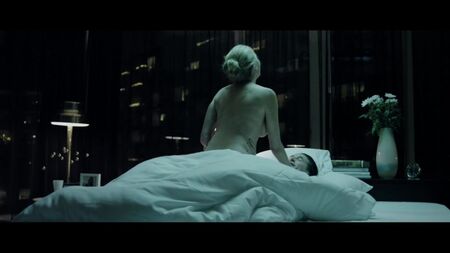 埃斯特拉·沃伦裸体照——《内心的陌生人》（2013）