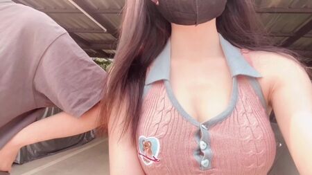 她害怕冠状病毒，而不是高潮