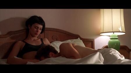 米歇尔·福布斯 - 《加利福尼亚》（1993）HD 720p 裸露？性感！在线观看