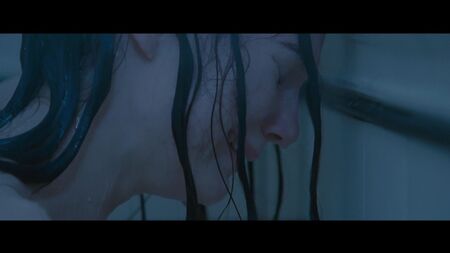 米娅·瓦西科夫斯卡裸戏 - 《斯托克》（2013）高清1080p在线观看