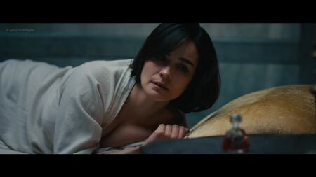 丹妮尔·坎贝尔、莎妮·索萨蒙、卡罗琳·波图 裸露与性感 - 《幽灵之光》（2018）高清1080p 在线观看