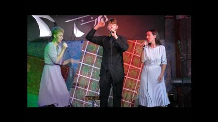 电影《再见，玛丽·波平斯》中的“狮子与剃须刀”