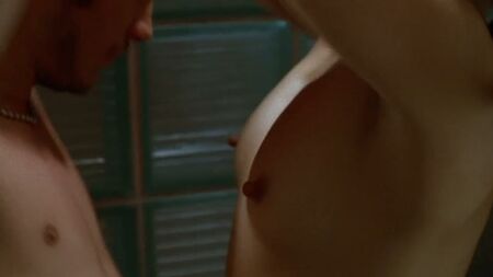 Vanessa Bauche, Goya Toledo Nude - 《爱与狗》（2000）HD 1080p 在线观看 / 瓦妮莎·鲍奇，戈雅·托莱多 - 《爱与狗》