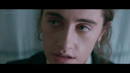 瑞秋·塞诺特裸体 - 《湿婆宝宝》（2020）高清1080p在线观看 / 瑞秋·塞诺特 - 《湿婆宝宝》