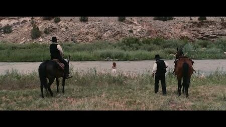 珍妮弗·琼斯 - 《甘泉，甜蜜的复仇》（2013）