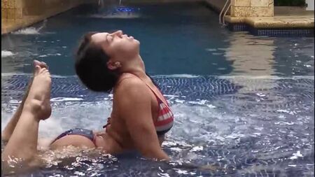 VaneYoga 水中瑜伽 无需热身即可流动