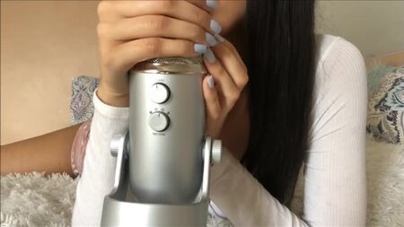 [ASMRbliss] ASMR 靠近一点……（近距离亲吻、口水声、耳语）