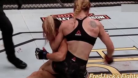 (18+) 瓦伦蒂娜·舍甫琴科 vs. 普里西拉·卡乔埃拉 精彩集锦 (BEATDOWN) #ufc #mma #ValentinaShevchenko