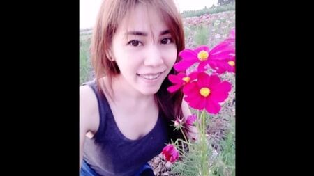 和公关妹子做爱，顶级奢华服务，现场舔阴，露阴，侄女干奶奶，观看色情电影.mp4