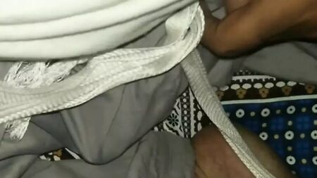 与萨莉的床笫之欢：印度式性爱，德西风情，卧室激情